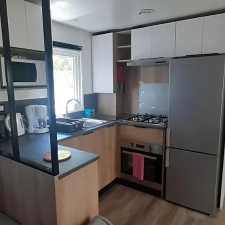 Mobil-home De Charme Dans Les Landes, Neuf, Equipe 4* Gastes