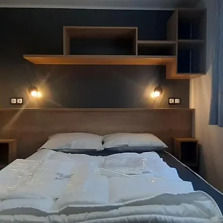 Mobil-home De Charme Dans Les Landes, Neuf, Equipe Gastes
