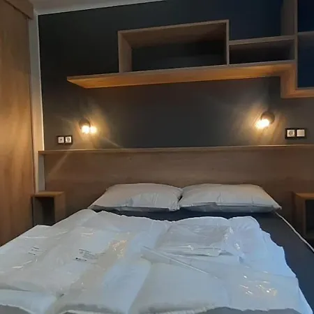 Holiday park Mobil-home De Charme Dans Les Landes, Neuf, Equipe Gastes